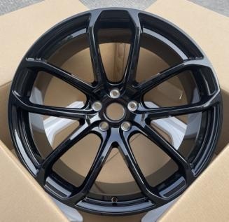 Porsche-rim-HJ0043