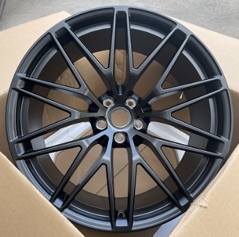 Porsche-rim-HJ0079